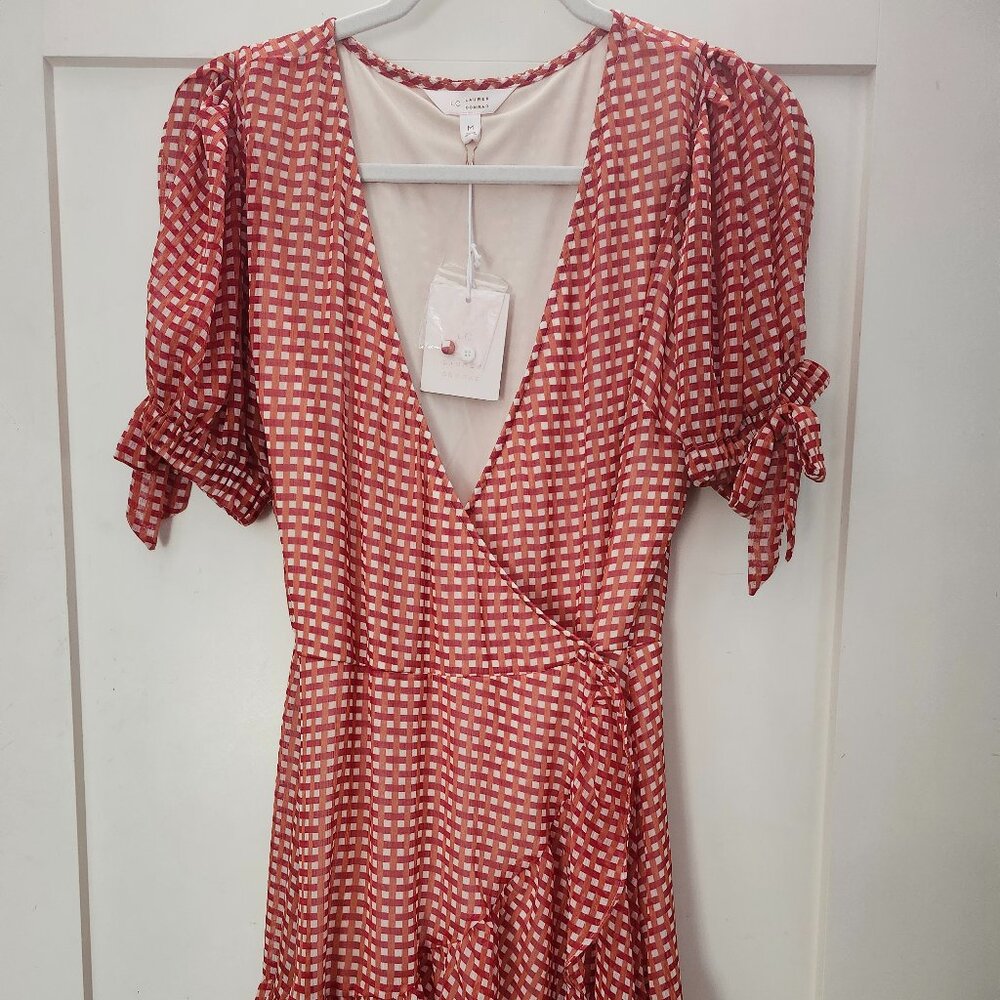 LC Lauren Conrad Knot-Sleeve Ruffle Wrap Dress NWT Size M - Picture 3 of 11